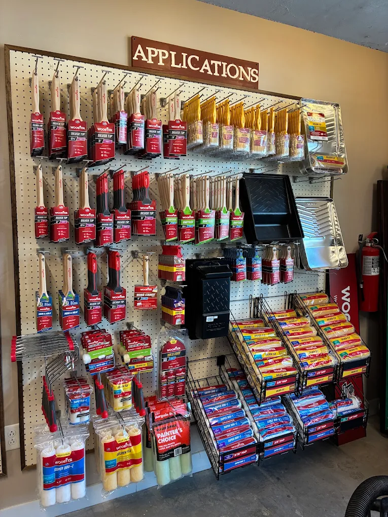 KB Home & Hardware (17)