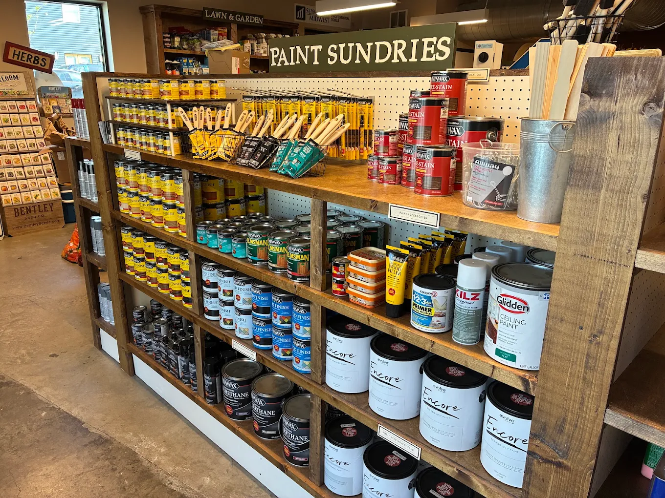 KB Home & Hardware (19)